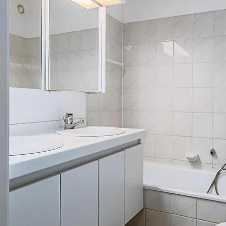 Sunny Hill 0102 Appartamento